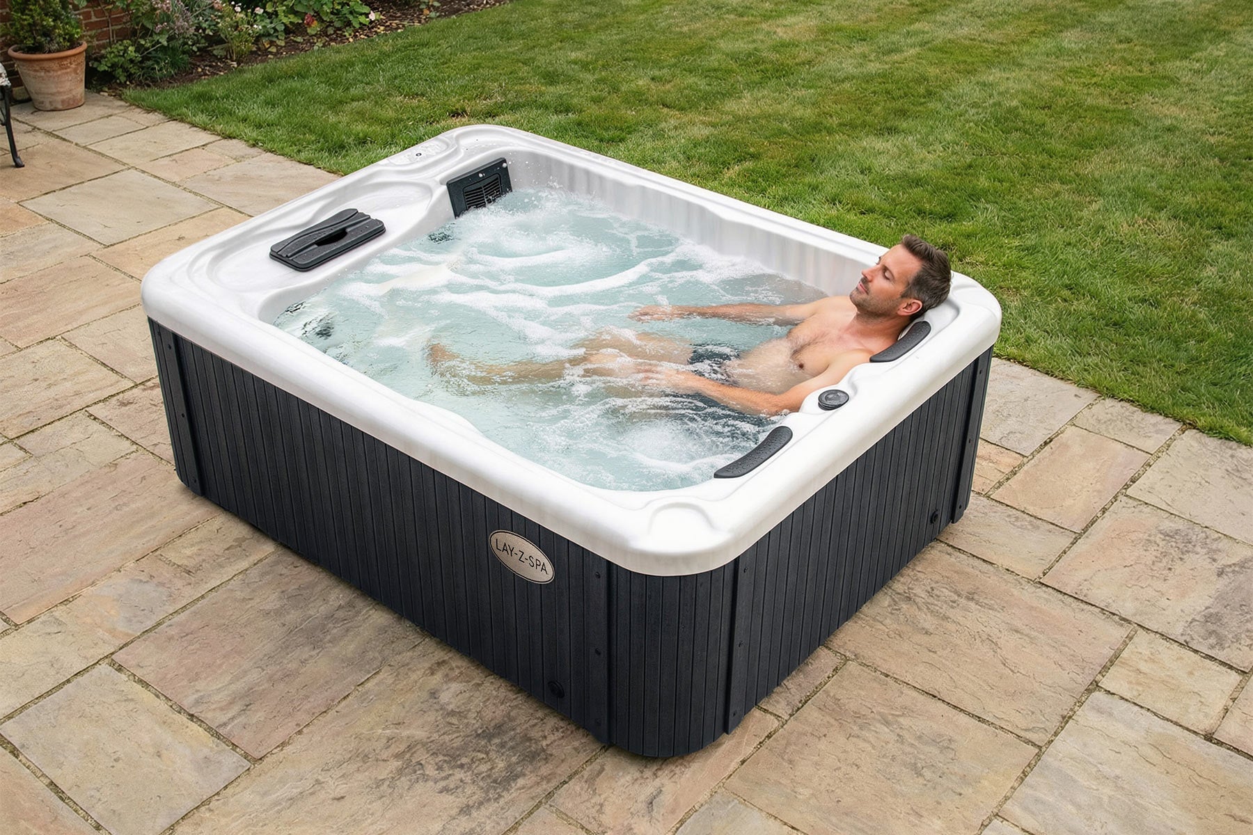 Monte Carlo HydroJet Pro™ 3 Person